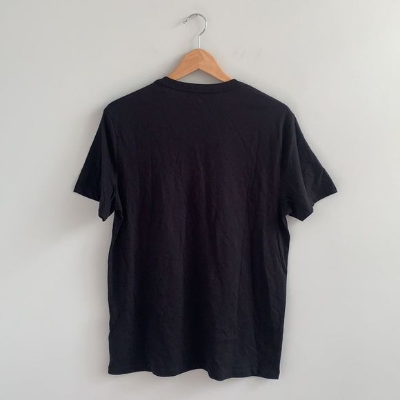 New Old Navy Soft Washed Black V-Neck T-Shirt - Picture 5 of 5